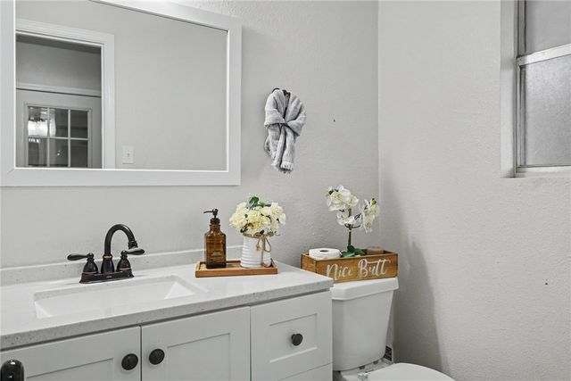 6433 Oakbrook Dr, Corpus Christi, TX 78413