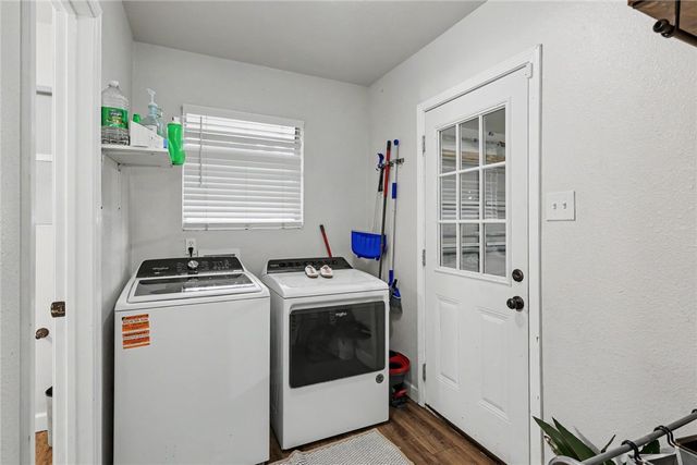 6433 Oakbrook Dr, Corpus Christi, TX 78413