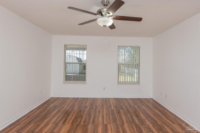 25 Littleton St, Cantonment, FL 32533