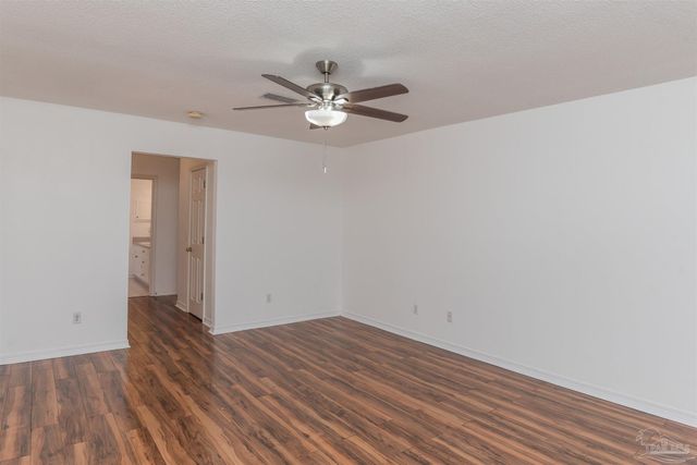 25 Littleton St, Cantonment, FL 32533