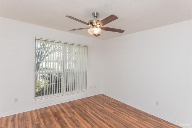 25 Littleton St, Cantonment, FL 32533