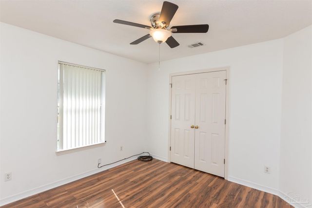 25 Littleton St, Cantonment, FL 32533