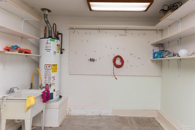 25 Littleton St, Cantonment, FL 32533