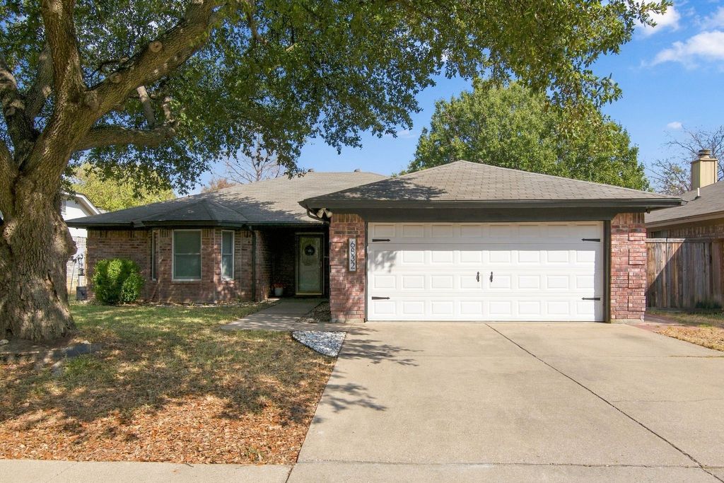 6832 Lyndale Drive, Watauga, TX 76148 — exterior