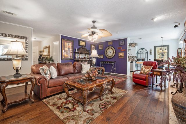 830 Seamaster Drive, Houston, TX 77062