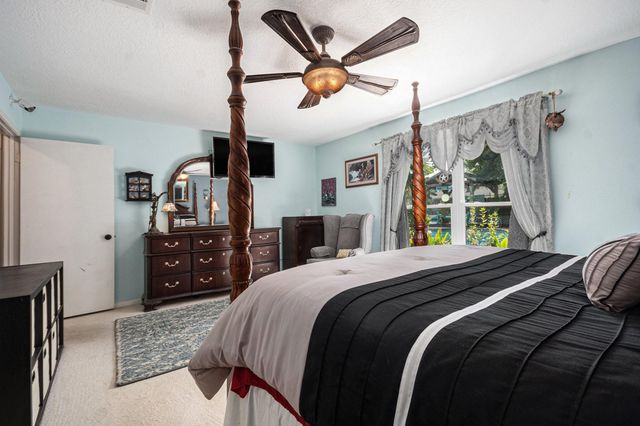 830 Seamaster Drive, Houston, TX 77062