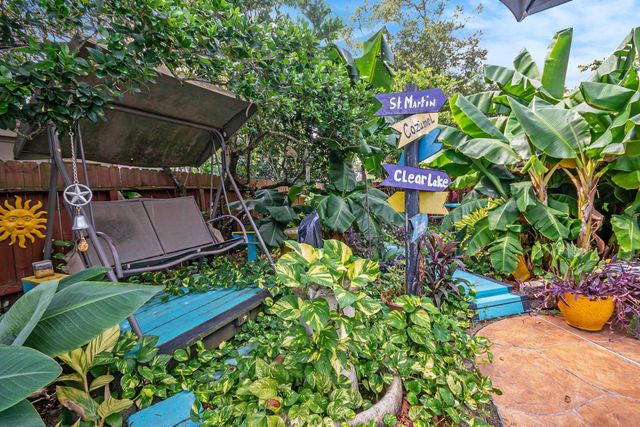 830 Seamaster Drive, Houston, TX 77062