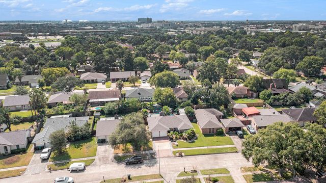 830 Seamaster Drive, Houston, TX 77062