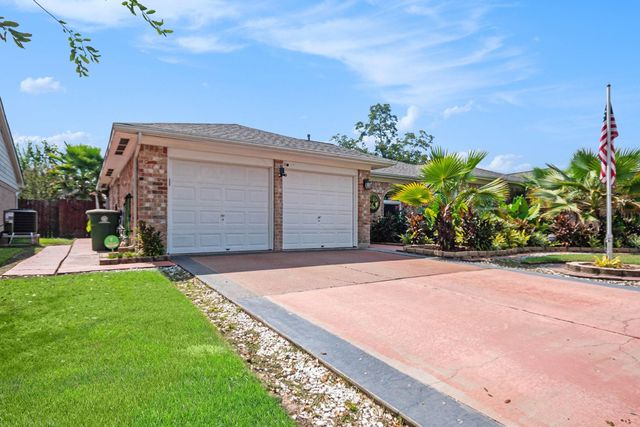 830 Seamaster Drive, Houston, TX 77062