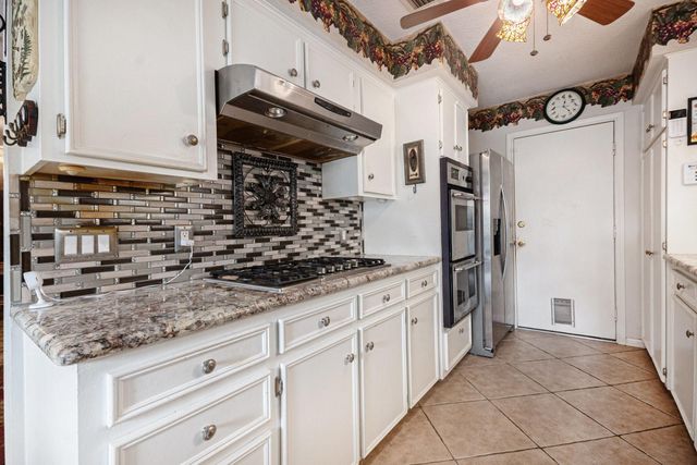 830 Seamaster Drive, Houston, TX 77062