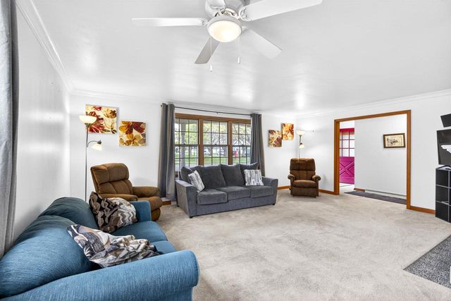 1221 DIVISION STREET, Green Bay, WI 54303