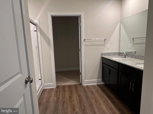 130 CHARING CROSS DR, Stephens City, VA 22655