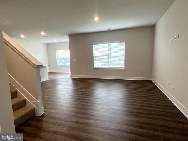 130 CHARING CROSS DR, Stephens City, VA 22655