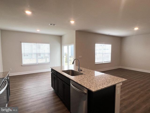 130 CHARING CROSS DR, Stephens City, VA 22655