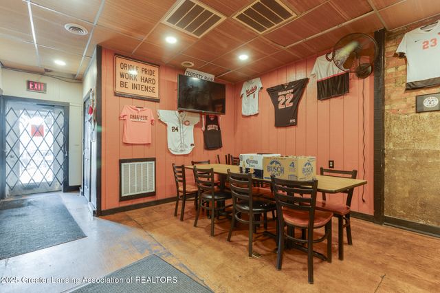 208 S Cochran Avenue, Charlotte, MI 48813