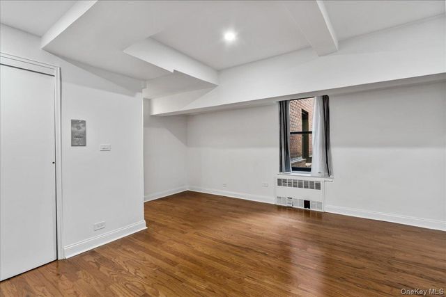 139-15 83rd Avenue B32, Briarwood, NY 11435