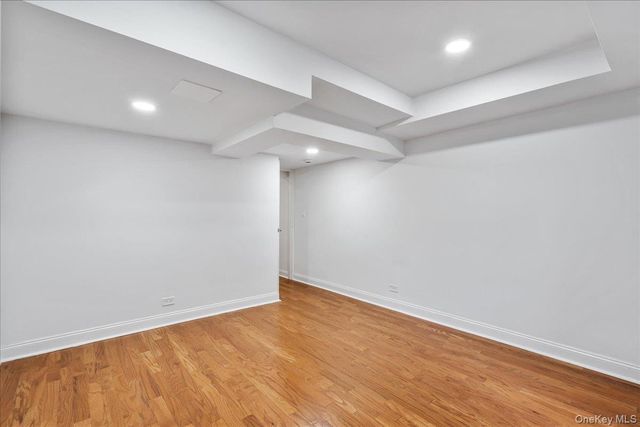 139-15 83rd Avenue B32, Briarwood, NY 11435