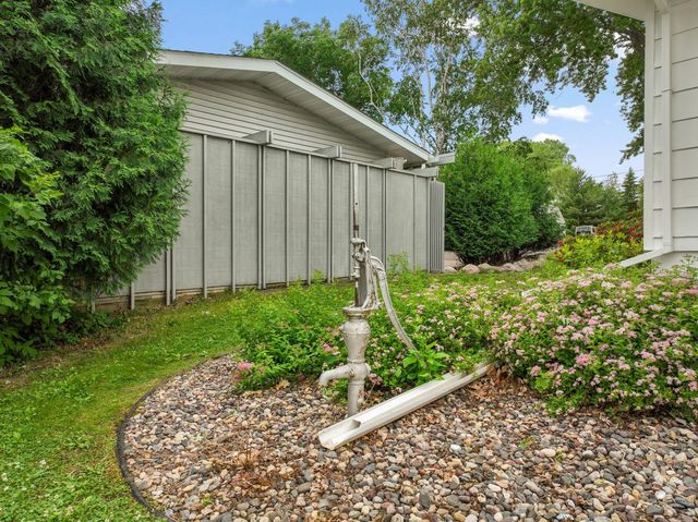 11935 Oak Street, Chisago City, MN 55013