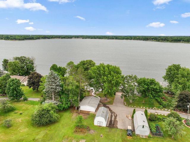 11935 Oak Street, Chisago City, MN 55013