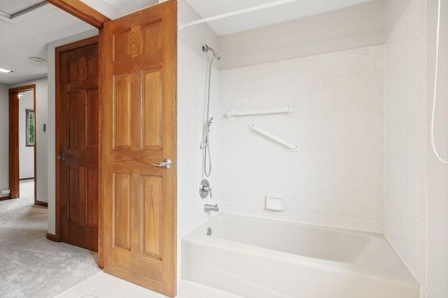 11935 Oak Street, Chisago City, MN 55013