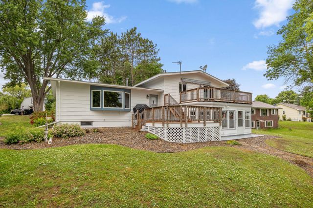 11935 Oak Street, Chisago City, MN 55013