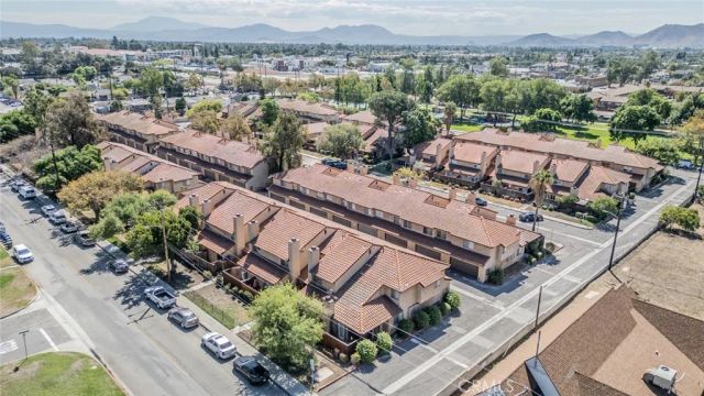 16595 Upland F, Fontana, CA 92335