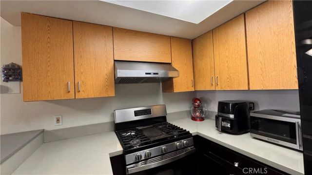 16595 Upland F, Fontana, CA 92335