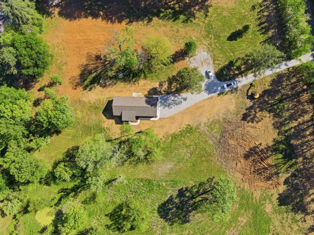 2525 Williamsport Pike, Columbia, TN 38401