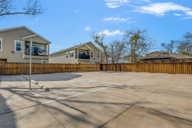 5313 Reiger Avenue, Dallas, TX 75214