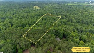 208 Doublebrook Road, Laurens, SC 29360