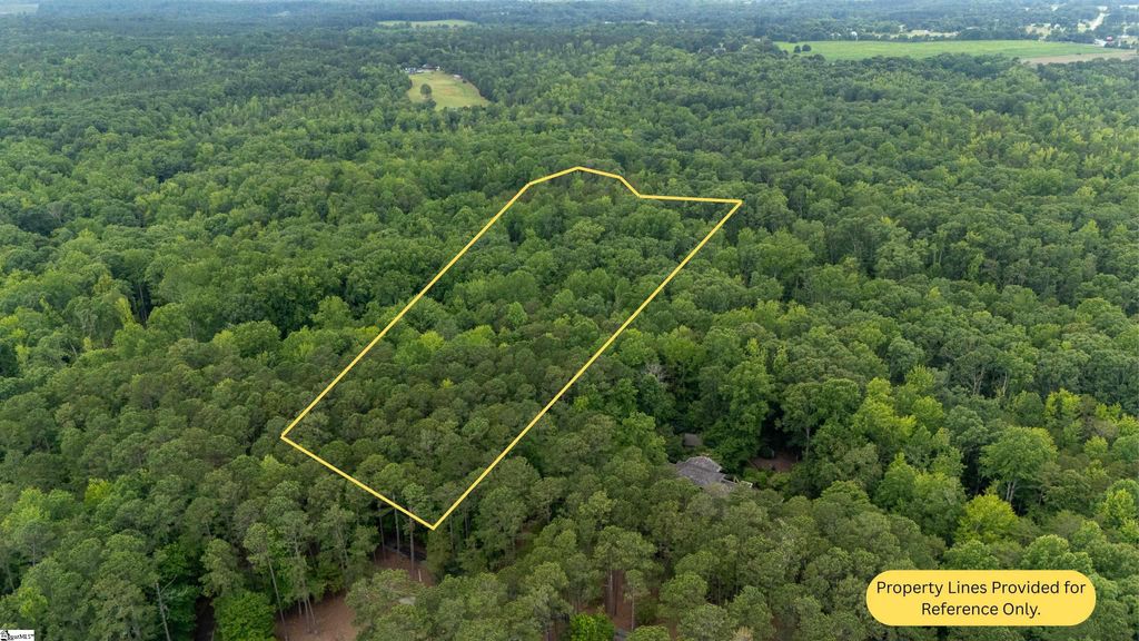 208 Doublebrook Road, Laurens, SC 29360