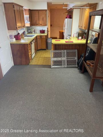 1534 Lenore Avenue, Lansing, MI 48910