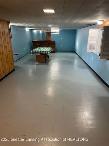 1534 Lenore Avenue, Lansing, MI 48910