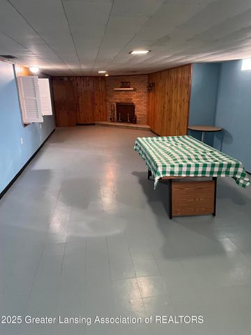 1534 Lenore Avenue, Lansing, MI 48910