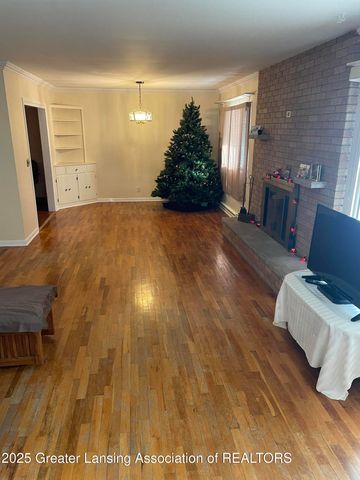 1534 Lenore Avenue, Lansing, MI 48910