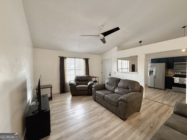 665 Windhaven Drive, Hinesville, GA 31313