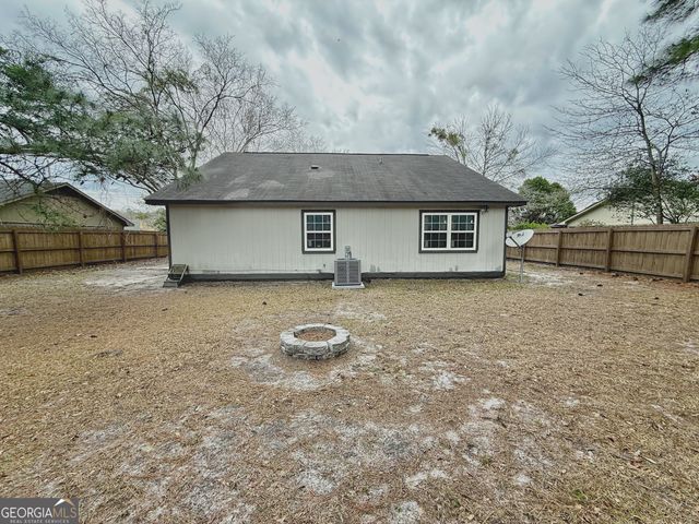 665 Windhaven Drive, Hinesville, GA 31313