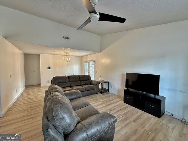 665 Windhaven Drive, Hinesville, GA 31313