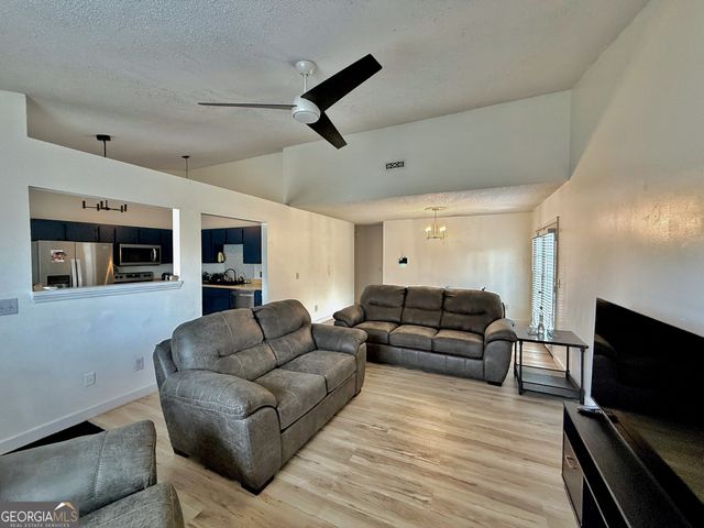 665 Windhaven Drive, Hinesville, GA 31313