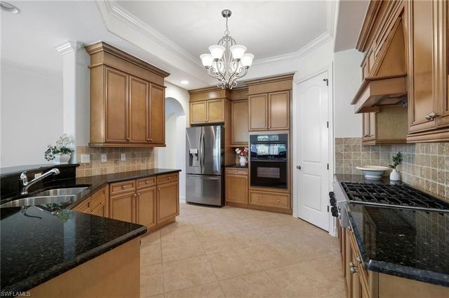 10750 Vivaldi CT 301, Miromar Lakes, FL 33913