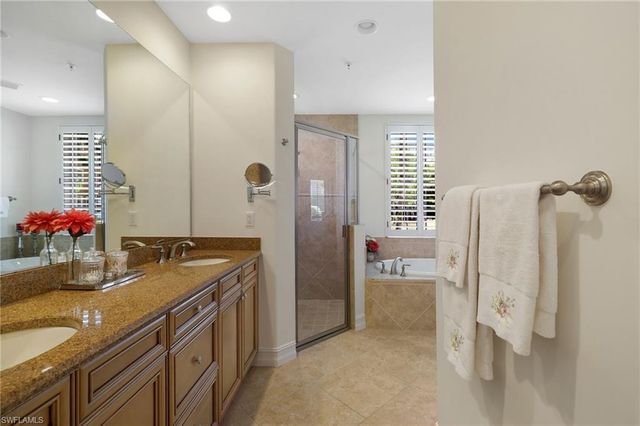 10750 Vivaldi CT 301, Miromar Lakes, FL 33913