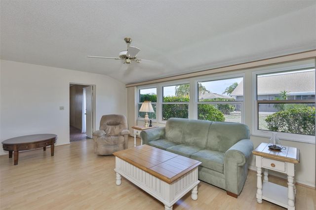 1525 ALLEGHENY DRIVE, Sun City Center, FL 33573