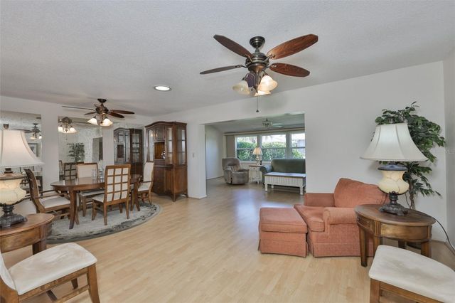 1525 ALLEGHENY DRIVE, Sun City Center, FL 33573
