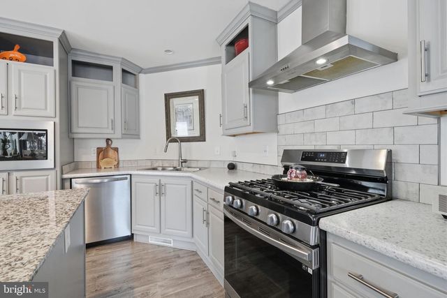 116 CONESTOGA DR, Doylestown, PA 18901
