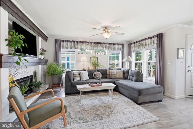 116 CONESTOGA DR, Doylestown, PA 18901