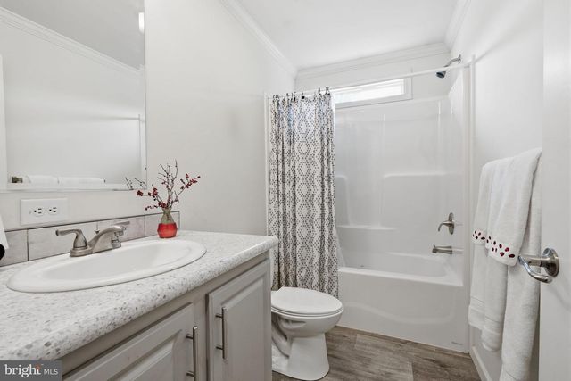 116 CONESTOGA DR, Doylestown, PA 18901