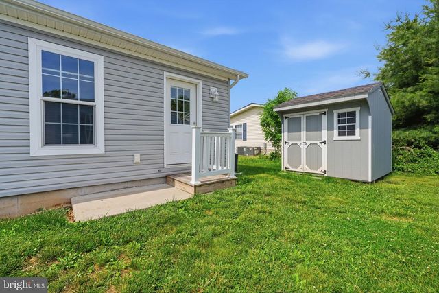 116 CONESTOGA DR, Doylestown, PA 18901