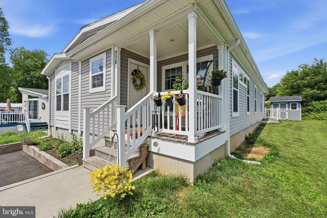 116 CONESTOGA DR, Doylestown, PA 18901