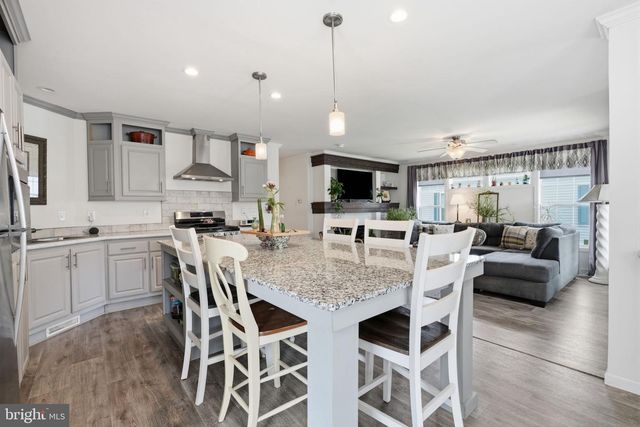 116 CONESTOGA DR, Doylestown, PA 18901