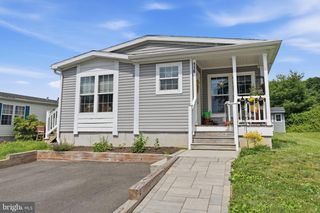 116 CONESTOGA DR, Doylestown, PA 18901